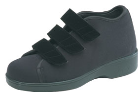 Apex Ambulator Stretchers - Women's Chukka Slipper - Black